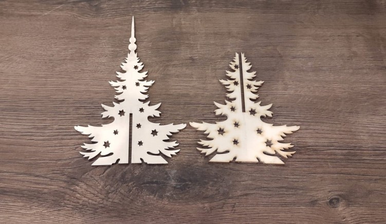 Choinka stojąca ozdoba ze sklejki świąteczne drzewko 3D 20 x 12 cm wzór 272