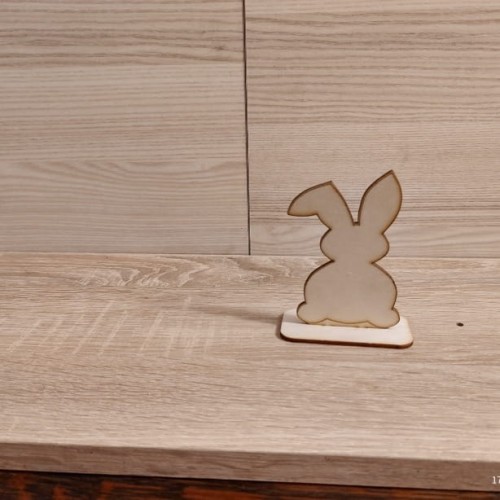 Ozdoba na stół Zając wielkanocny Dekoracjia świąteczna 10 x 7 cm wzór 524