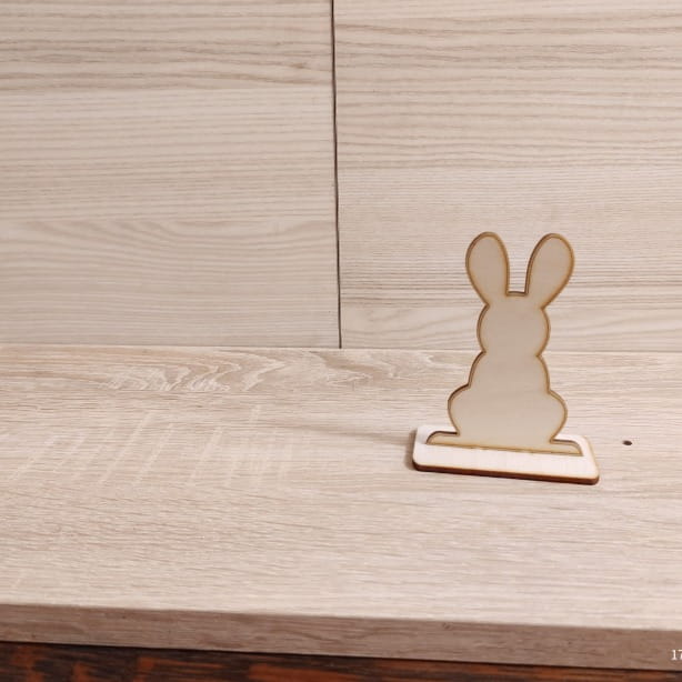 Zając wielkanocny Dekoracja Stojąca Ozdoba na stół 10 x 7 cm wzór 523