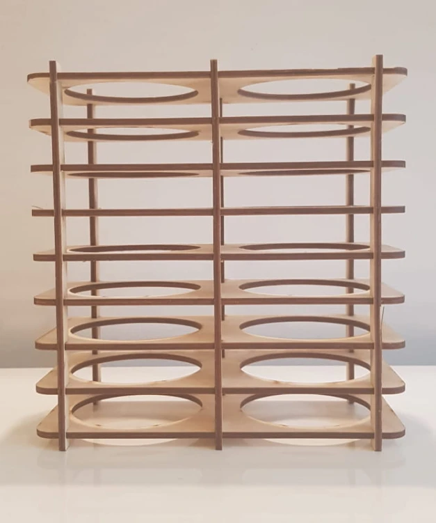 Stojak na wino butelki drewno nowoczesny design 22,5 x11 cm wzór 327