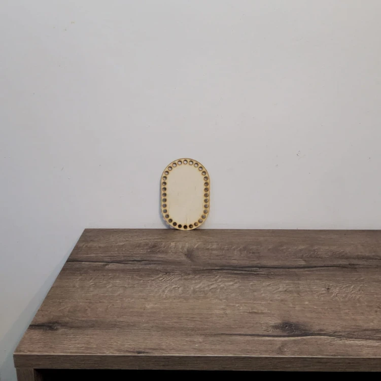 Owalna baza ze sklejki 15x10cm z otworami do haftu, owal, dno do koszyka