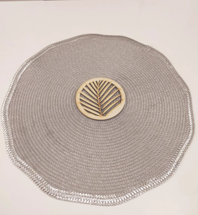 Podkładka pod kubek 10 cm ażurowa Laserowo Wycinana wzór roślinny gr. 3mm