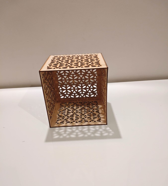 Pudełko drewniane ażurowe 20x20x20cm skrzynka ze sklejki Pudełka na wymiar